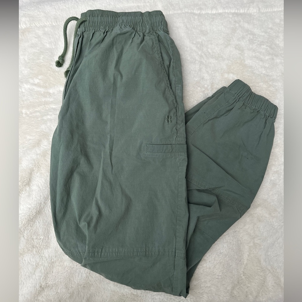 Sweaty Betty Quinn cargo ankle pants - Picture 3 of 8